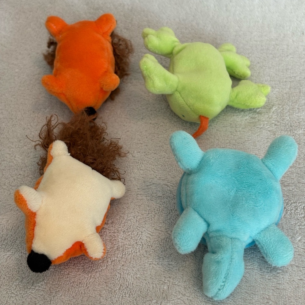 2020 Manhattan Toy Toadstool Cottage Fill & Spill Activity Toy Plush Incomplete - Picture 2 of 16